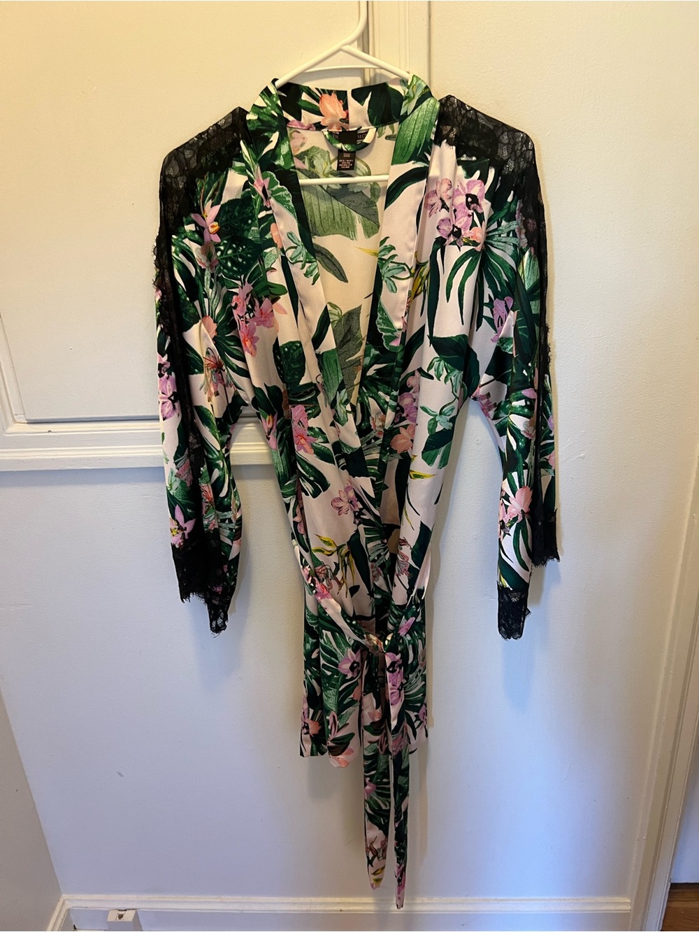 Victoria’s Secret Floral Satin Kimono Robe with Black Lace Trim